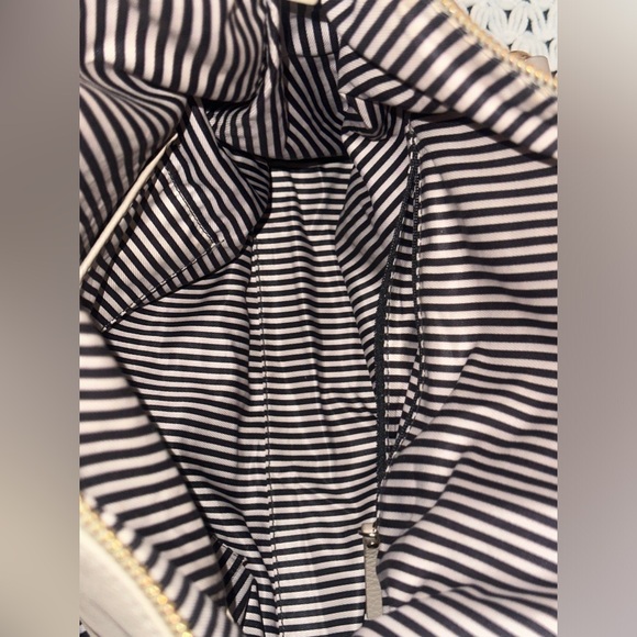 Kate Spade Leather Oyster Tan Handbag - Picture 13 of 16